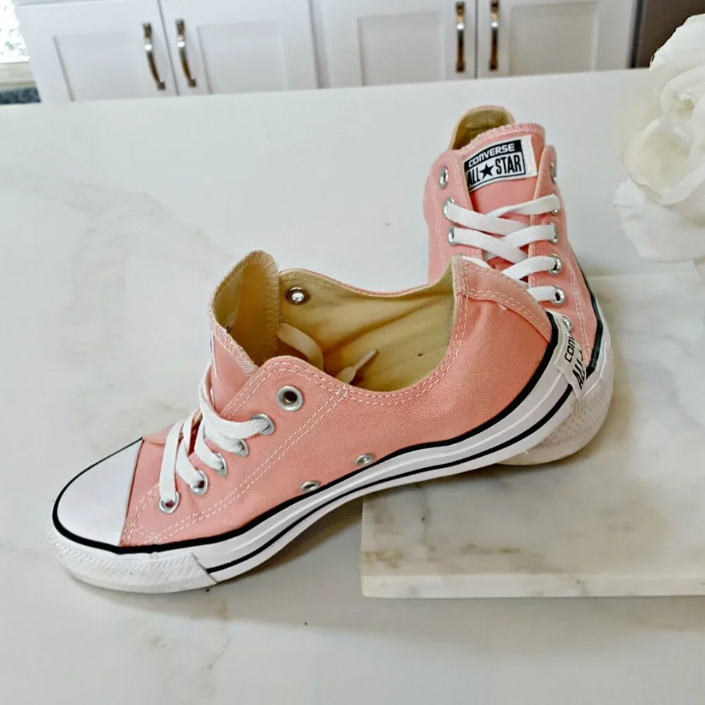 CONVERSE Chuck TAYLOR PINK SNEAKERS SZ 8 - Picture 6 of 8